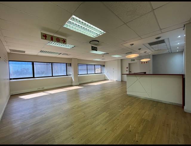 1,502M² OFFICE TO LET IN SANDTON CENTRAL